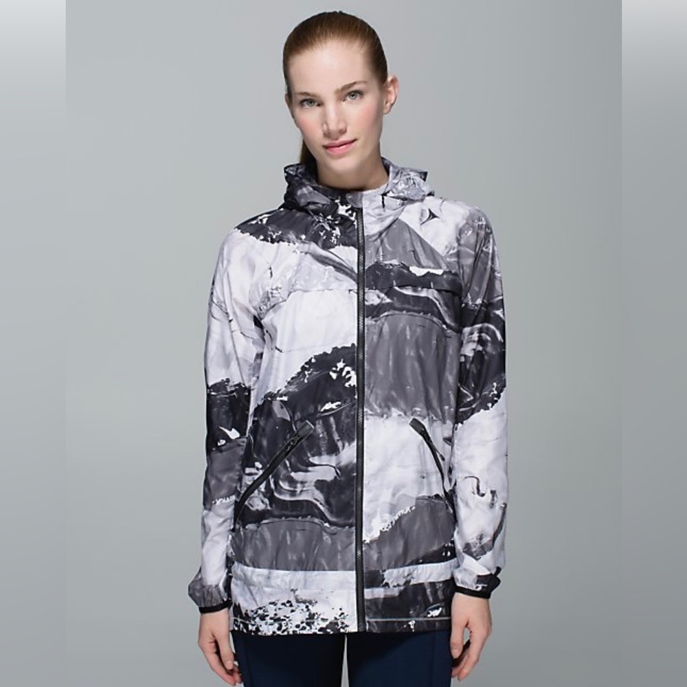 EUC Lululemon Misty Miss jacket